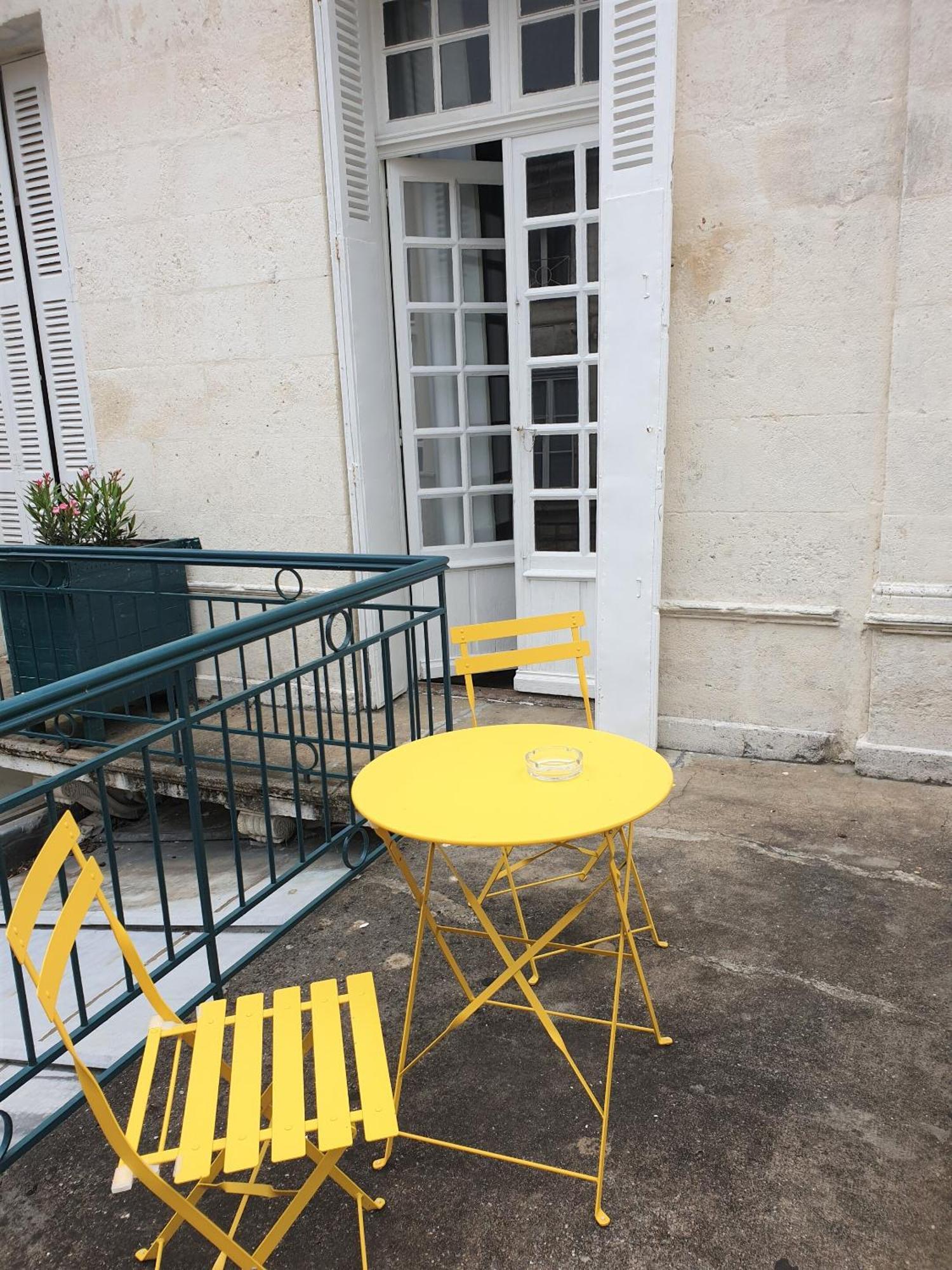 Meublés de l'Arsenal cœur de ville ! Angulema Exterior foto